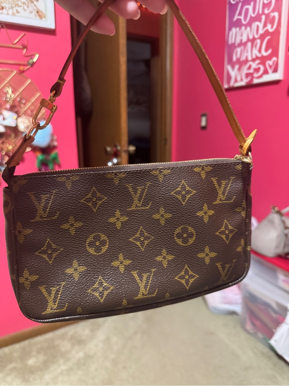 Louis Vuitton Monogram Pochette Accessories